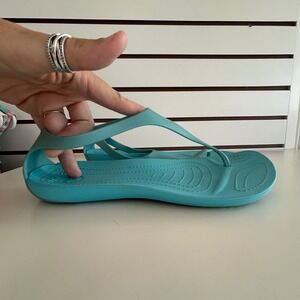 Crocs Serena‎ Sexi Flip Flop Sandals Womens 7 Teal Aqua Turquoise T Strappy Open